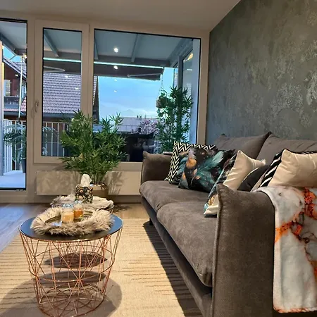 Carmen Alpine View Apartment